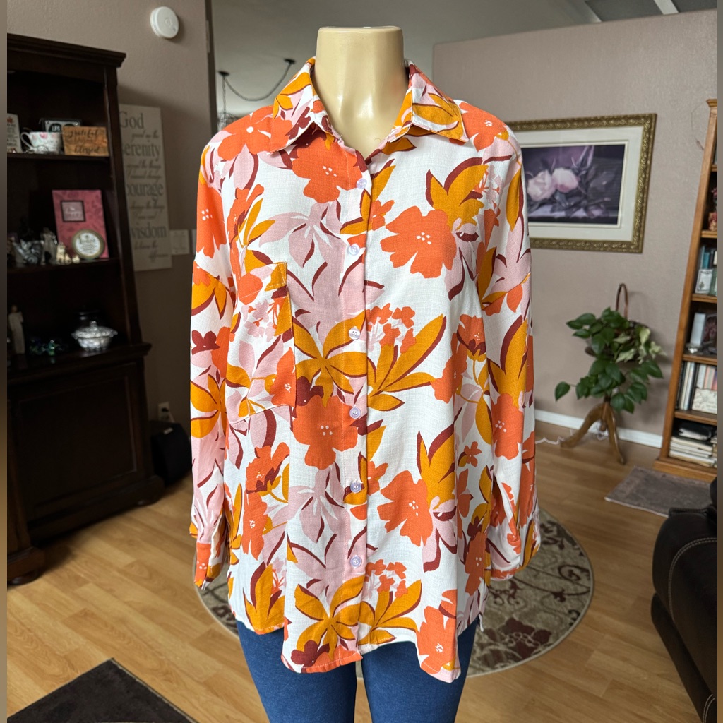 Roommates Floral Long Sleeve Button Up Blouse-Size L